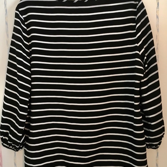 2 TOP BUNDLE! Size 8/10-M - Picture 2 of 10